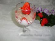 Milk strawberry sago
