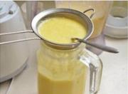 Creamy corn juice
