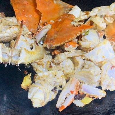 Soft fried whole crab