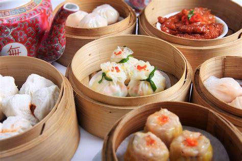 What are 3 traditional foods in China?